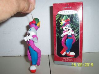 Vintage Hallmark Keepsake Ornament - " Bugs Bunny " Looney Tunes - 1997