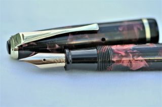 Vintage Wyvern Perfect Pen No 81 - Fountain Pen - C1950 - Uk - Gf Trim