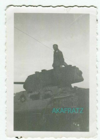 German Ww2 Photo,  Officer Inspecting A Soviet Kv - 1 Heavy Tank