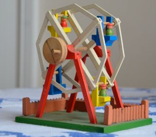 Miniature Wood Ferris Wheel Toy Made In East Germany W/ Turn Crank