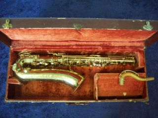 Vintage The Indiana By Martin Elkhart - Ind.  U.  S.  A.  Tenor Saxophone,  Martin Case
