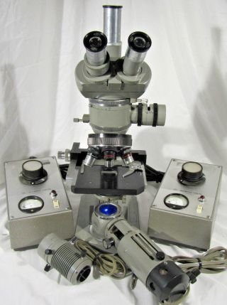 Vintage Olympus Tokyo Microscope W/ 2 Olympus Te - Ii Light Source Power Supplies