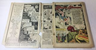 1944 DC Comics WONDER WOMAN 10 2