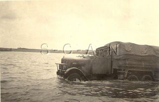 Wwii German Army Photo - Soldier - Fords Deep River Crossing - Truck - Kfz
