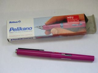 Vintage Pelikan Pelikano P 450 A Fountain Pen Made In W.  Germany (no.  Jj4