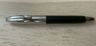 Sheaffer Legacy Heritage Fountain Pen 18k M Flex Black Ribbed With Chrome Trim