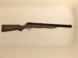 Benjamin.  22 Pellet Rifle Vintage (model 312 - 1968)