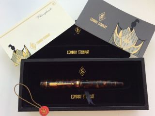 Conway Stewart Churchill Limited Edition 49/634 Gold Nib 18k Med Pen