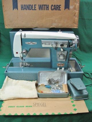 Vintage Spiegel 133 Vogue De Luxe Zig - Zag Sewing Machine; Near