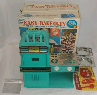Vintage 1960’s Kenner Easy Bake Oven Toy With Box And Accessories