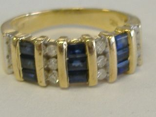 Vintage Solid 14k Gold Natural Sapphires And Diamonds Ring Size 7.