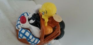 Warner Bros Looney Tunes Sylvester Tweety Picnic Basket Cookie Jar W/ Box