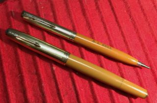 Parker 51 Pen And Pencil Set In Mustard