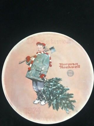 Norman Rockwell 8 " Christmas Plate - " Scotty Gets His Tree " 1974 Plate 479
