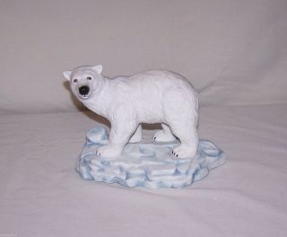 Polyresin Polar Bear On An Ice Cap Figurine