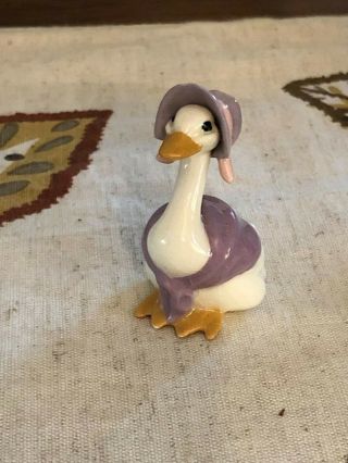 Hagen Renaker Mother Goose Lavendar Bonnet & Shawl Figurine Miniature Purple 2