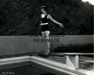 Sexy Jazz Age Flapper Girl Louise Brooks Photo Lulu Dives Into Swimming Pool