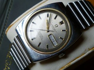 Vintage 168.  041 Omega 751 Constellation Day Date Automatic Mens Watch Gold Bezel