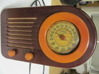 Vintage Fada Model 1000 Tube Radio Coffee & Caramel Colored