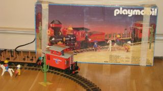 Vintage Playmobil Steaming Mary G scale train set 4034 with 3 extra cars. 3