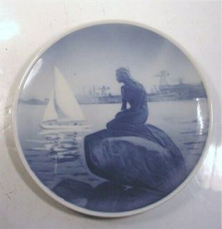 Royal Copenhagen " Little Mermaid " 8 " Plate 4679 - Vintage