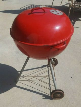 Vintage Weber Kettle Grill Red Metal Handles Wood Dale Ill.  21 Inch