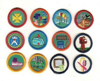 Girl Scout Patch Group Of 12 Proficiency Badges Rolled Edge