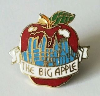The Big Apple York City Lapel Pin Silver Tone Enamel Red Apple Green Leaf