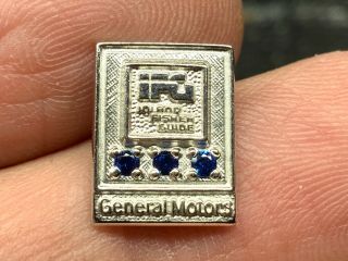 General Motors 1/10 10k Gold Inland Fisher Guide Triple Sapp Service Award Pin.