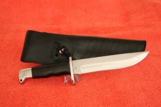 Buck Knife Model 124 - Vintage 1967 With Sheath - Black Phenolic Handle