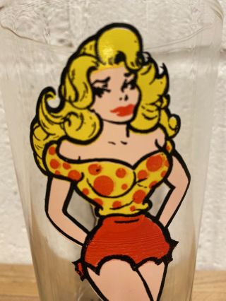 Daisy Mae Vintage Pint Glass Al Capp 1975 Dogpatch Lil’ Abner Comic