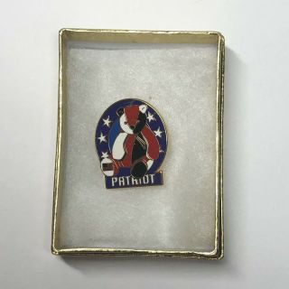 Vintage American Flag Bear Lapel Pin Hat Tie Tack Badge 3/4 " Pinback Usa Made 2
