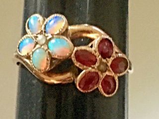 Gorgeous Vintage 10k Gold Opal & Ruby Flower Ring Sz 6.  5