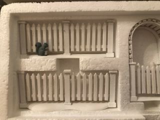 Dept 56 Village Accessories White Picket Fence with Gate 52624 2