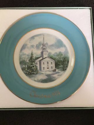 Avon Christmas 1974 Country Church Collector Plate.
