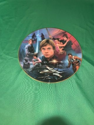 Vintage 1998 Collectible Luke Skywalker Star Wars Plate