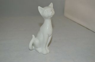 Vintage OMC Otagiri Japan White Ceramic Cat Figurine 5.  5 