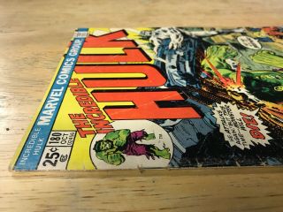 The Incredible Hulk 180 - VG - Marvel Comics 1st printing - Marvel Value Stamp 3