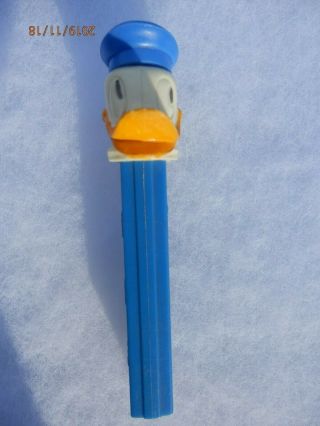 Pez Vintage Donald Duck " A " Made In Mexico.  No Feet,