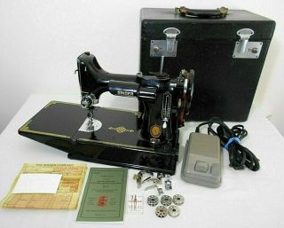Vintage 1953 Singer Featherweight 221 Sewing Machine,  With Storage Case