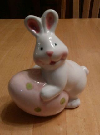 Ceramic Easter Bunny Rabbit Pink Egg