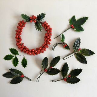 Vintage Christmas Holly Berry Wreath Waxed Leaf Floral Picks Corsage Leaves