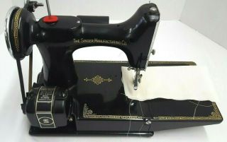 1937 Singer 221 Portable Sewing Machine in Case with Book and Accessories Vntg 3