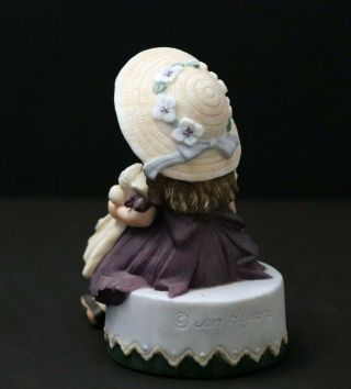 Jan Hagara Elaina Figurine S20619 2167/7500 Victorian Style Girl Holding Doll 3