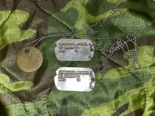 Korean War Era Us Army Dog Tag Set W Chain,  Arthur Henderson 56102776 T 52