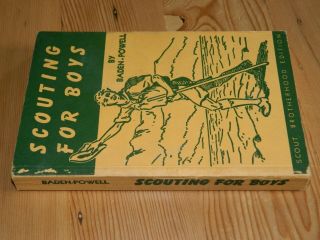 Scouting For Boys.  Boy Scouts of Canada.  Baden Powell (1950 ' s?) 2