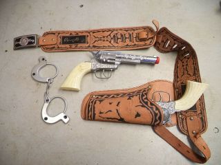 Pony Boy Pair Cap Guns With Holster And Handcuffs