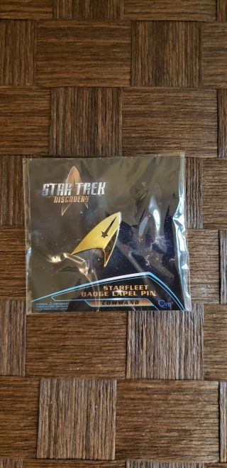 Star Trek Discovery Tv Series Command Insignia Metal Badge Pin In Package