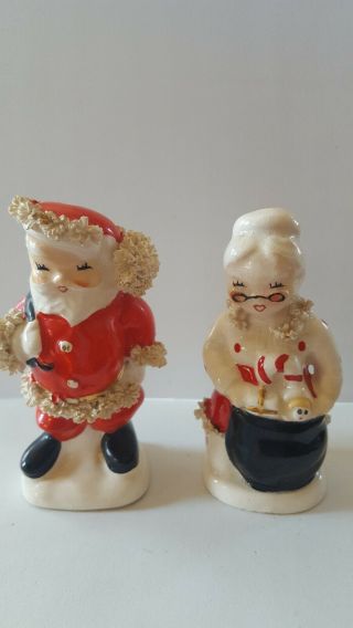Vintage Napco Santa And Mrs.  Claus Salt And Pepper Shakers