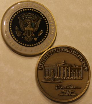 President Of The United States Challenge Coin William J/ Bill Clinton Number,  42